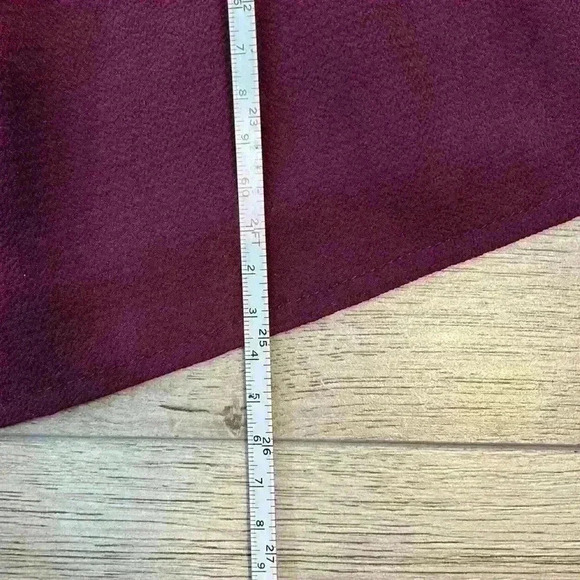 Apt. 9 Maroon Scoop Neck Blouse Size Small - Picture 8 of 9